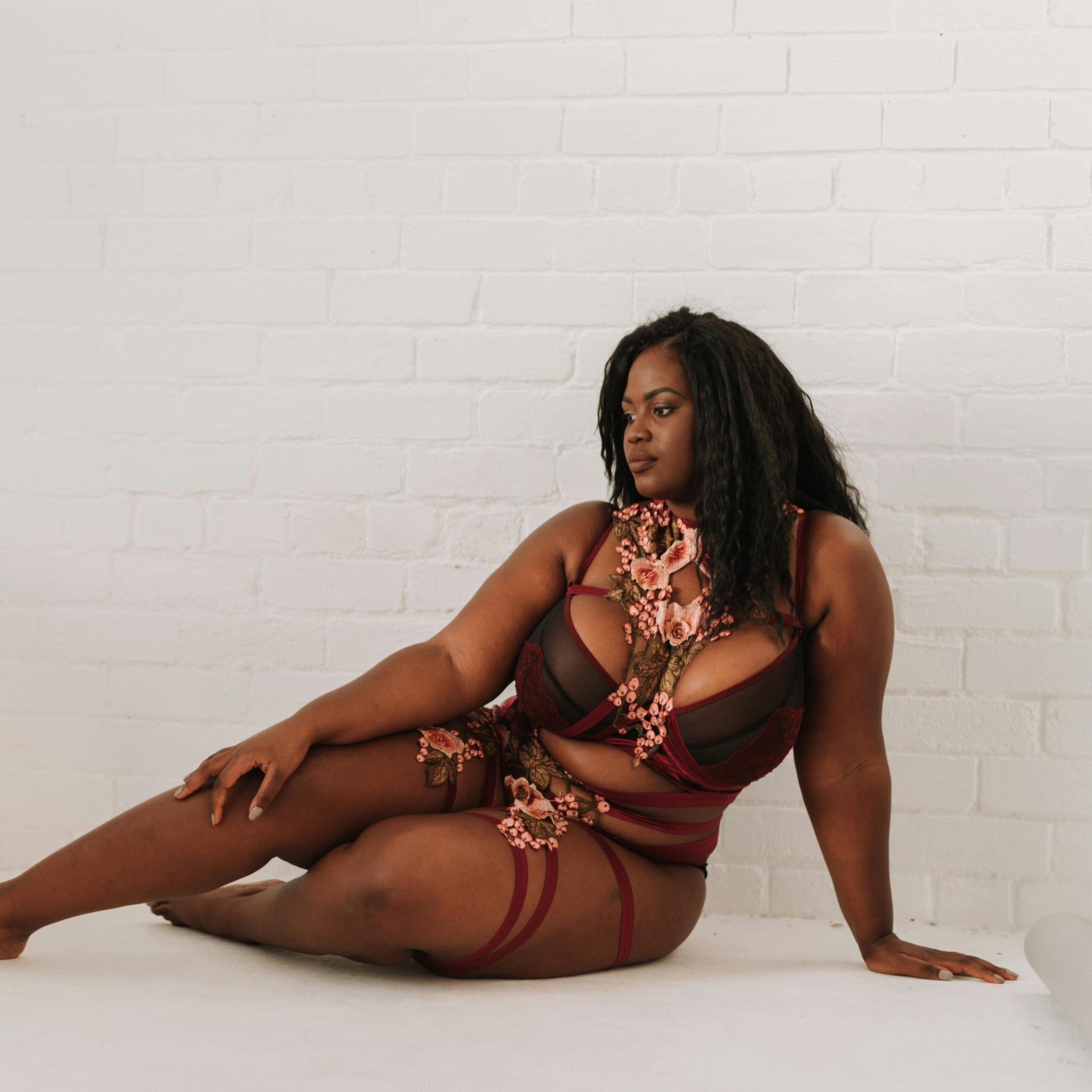 Top Curvy OnlyFans Creators Who Celebrate Their Voluptuous Beauty