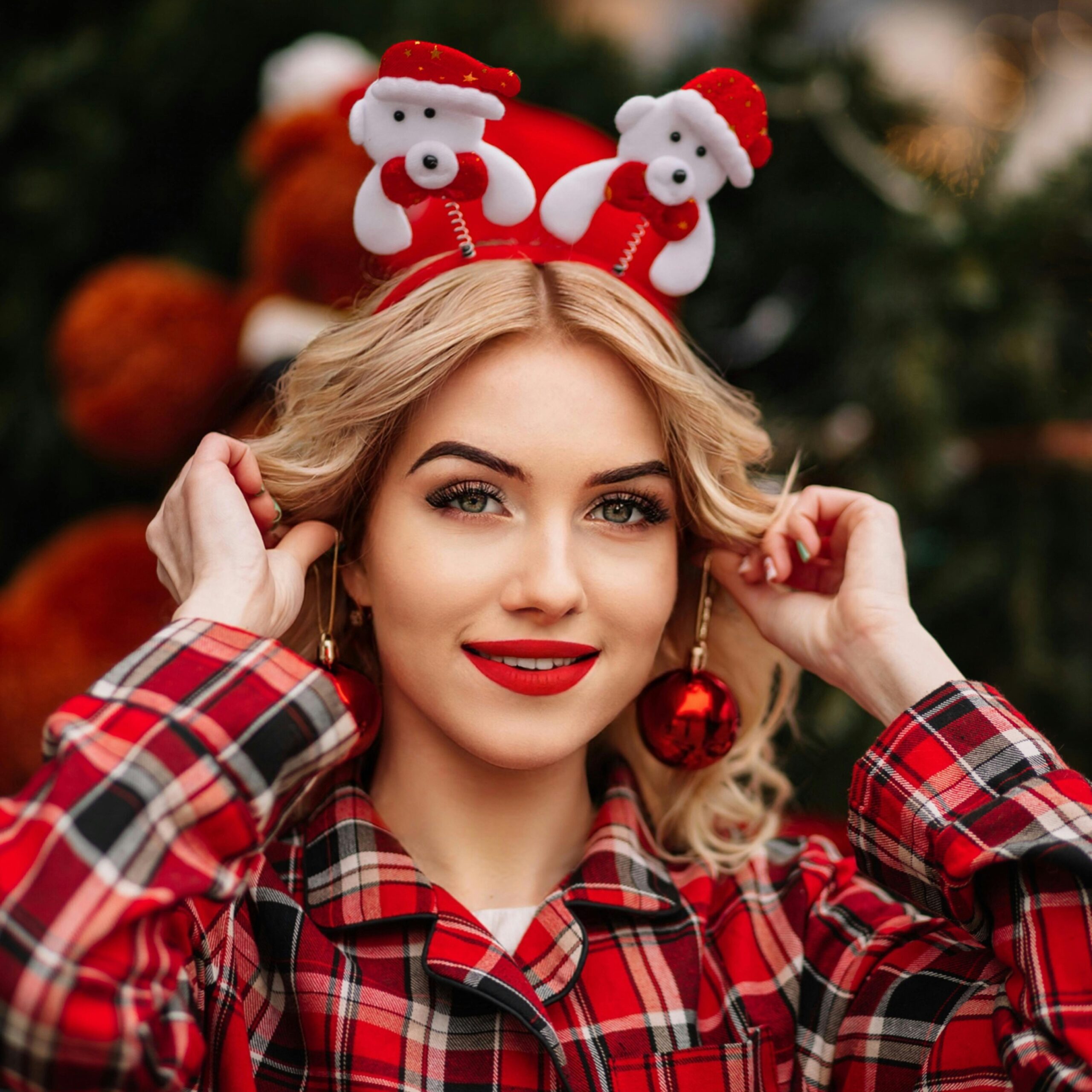 Holiday Money-Making Guide: Increase Your OnlyFans Income in December